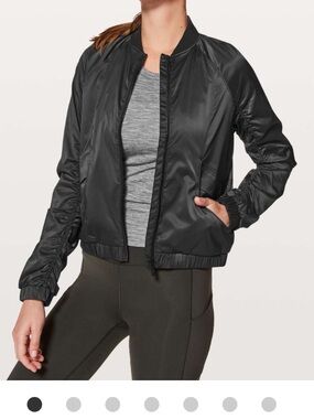 Lululemon Above The Clouds Jacket | Size 4 | black
